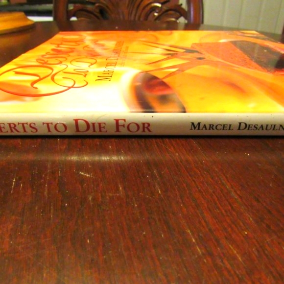 🍮🥧🍰 Glorious Vintage "Desserts to Die For" Cookbook - HC - Picture 5 of 15
